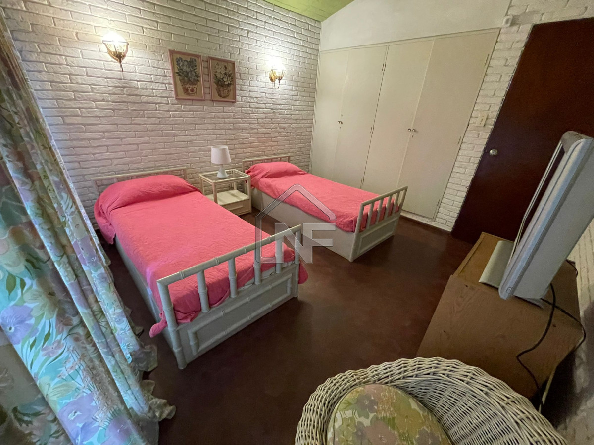Casa ID.44 - Venta de casa 4 dormitorios en zona Paradas, proxima al mar. 