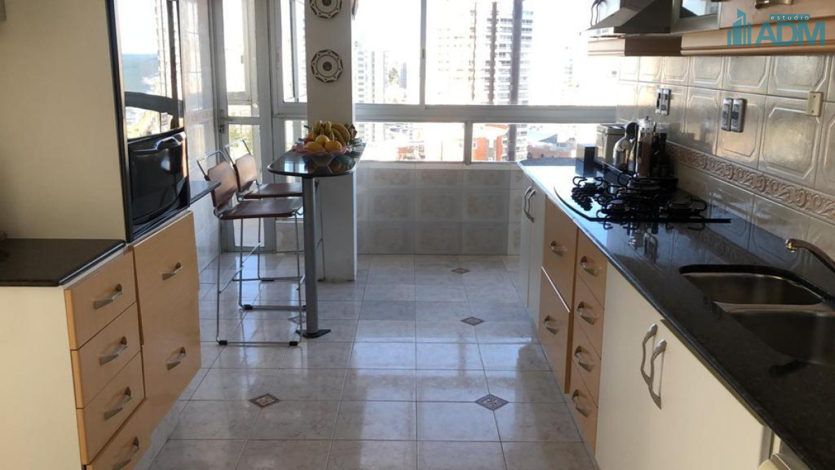 Apartamento ID.213 - Apartamento piso alto, gran vista
