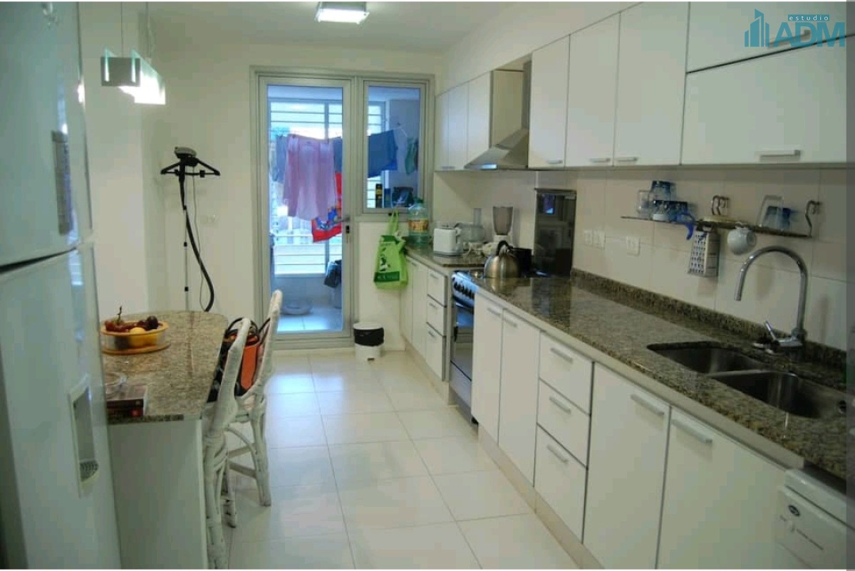 Apartamento ID.314 - Estupendo apartamento en zona Brava con vista al mar