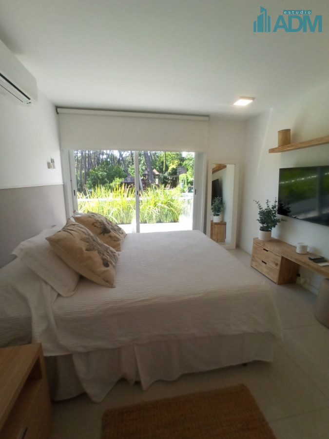 Apartamento ID.1065 - Moderno apartamento, parrillero propio, proximo al mar