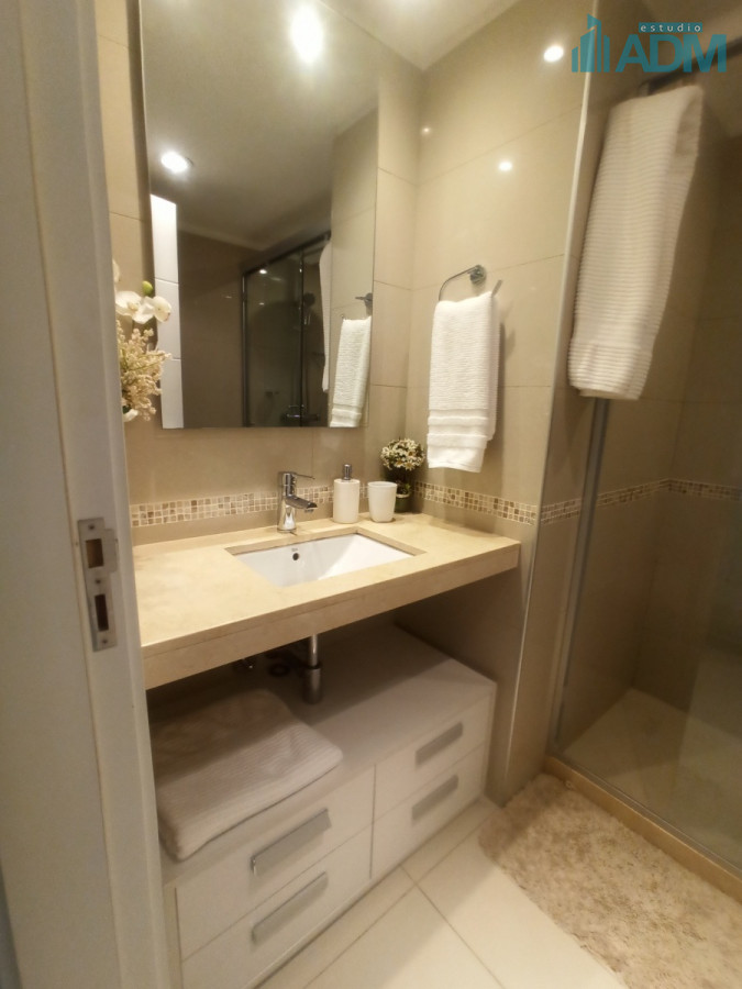 Apartamento ID.1065 - Moderno apartamento, parrillero propio, proximo al mar