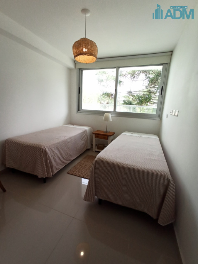 Apartamento ID.406 - Moderno apartamento, parrillero propio.