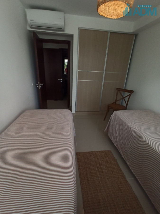 Apartamento ID.406 - Moderno apartamento, parrillero propio.