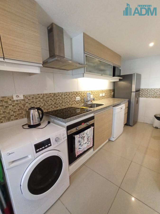 Apartamento ID.406 - Moderno apartamento, parrillero propio.