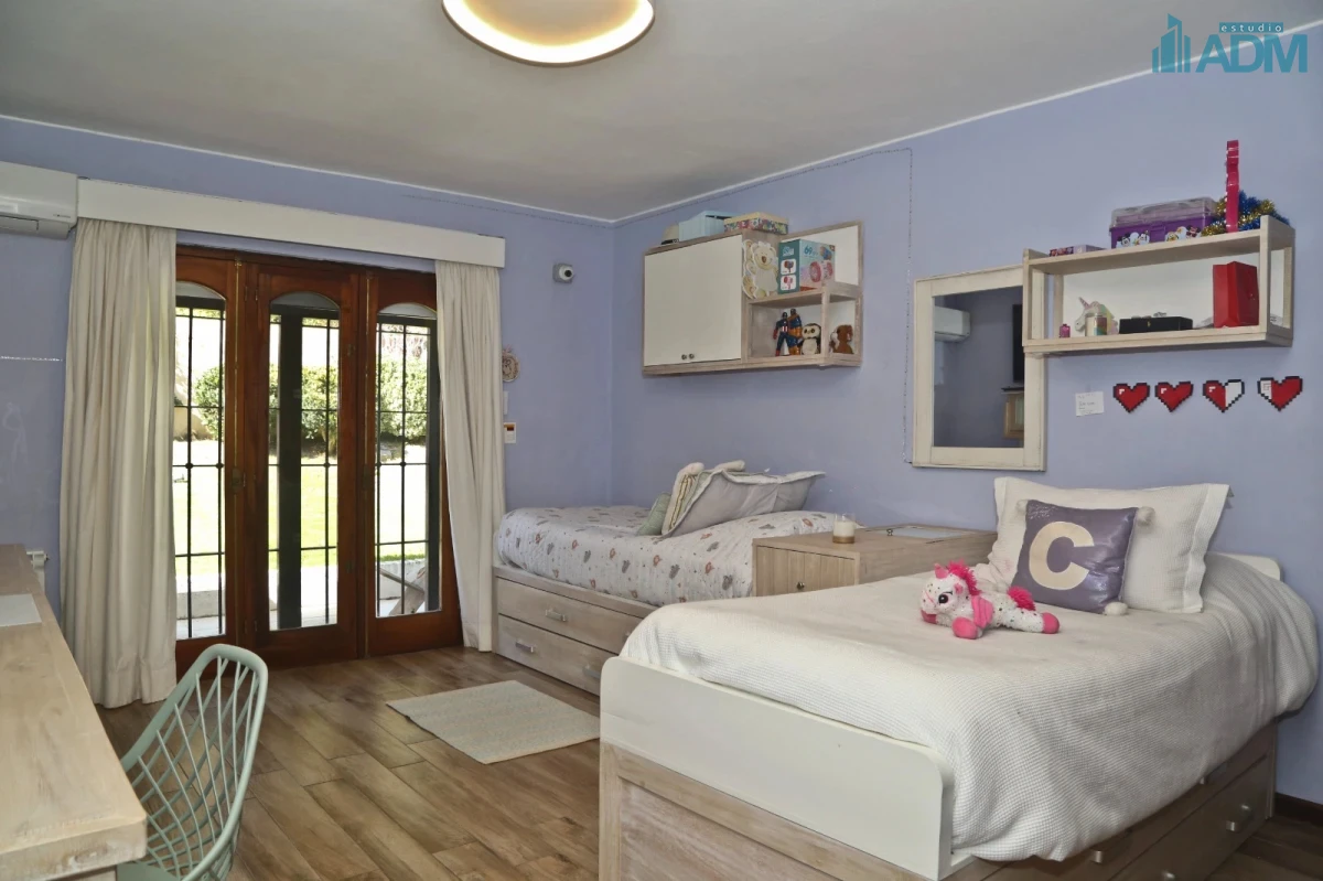 Casa ID.1714 - Casa en venta en Playa Mansa.