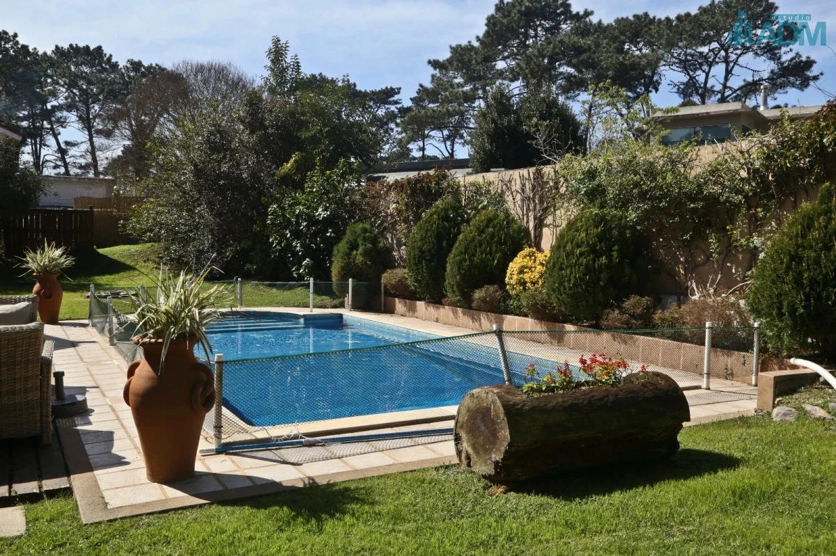 Casa ID.1714 - Casa en venta en Playa Mansa.
