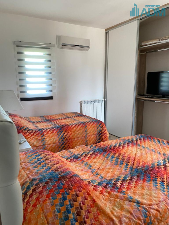 Casa ID.53 - Casa en Venta y Alquiler en Barrio Privado.