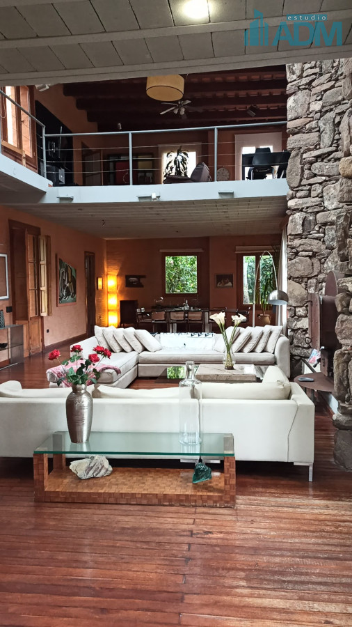 Casa ID.156 - Estupenda propiedad en barrio privado de Punta del Este