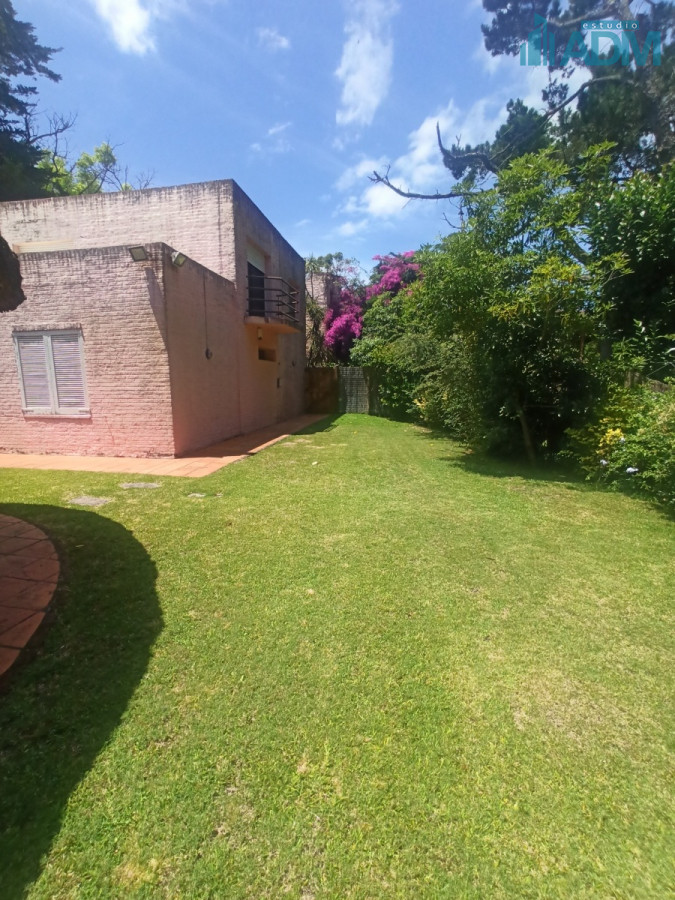 Casa ID.970 - Casa con gran capacidad, en excelente ubicacion