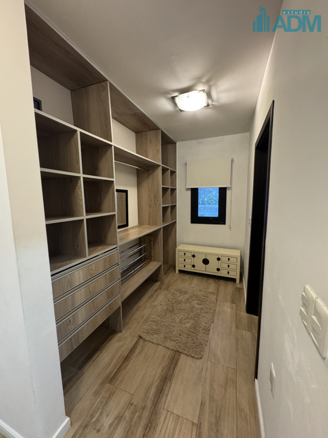 Casa ID.53 - Casa en Venta y Alquiler en Barrio Privado.