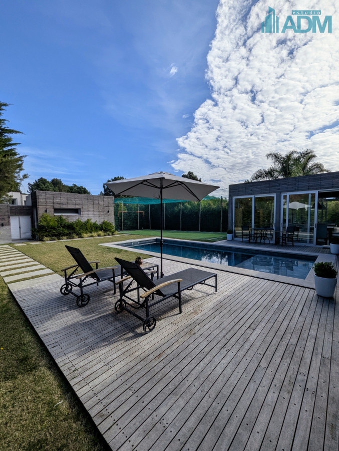 Casa ID.1918 - Excelente propiedad en venta en en barrio privado 
