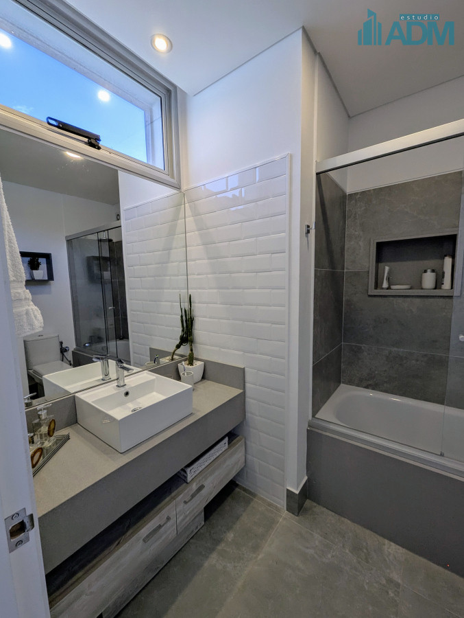 Casa ID.1918 - Excelente propiedad en venta en en barrio privado 