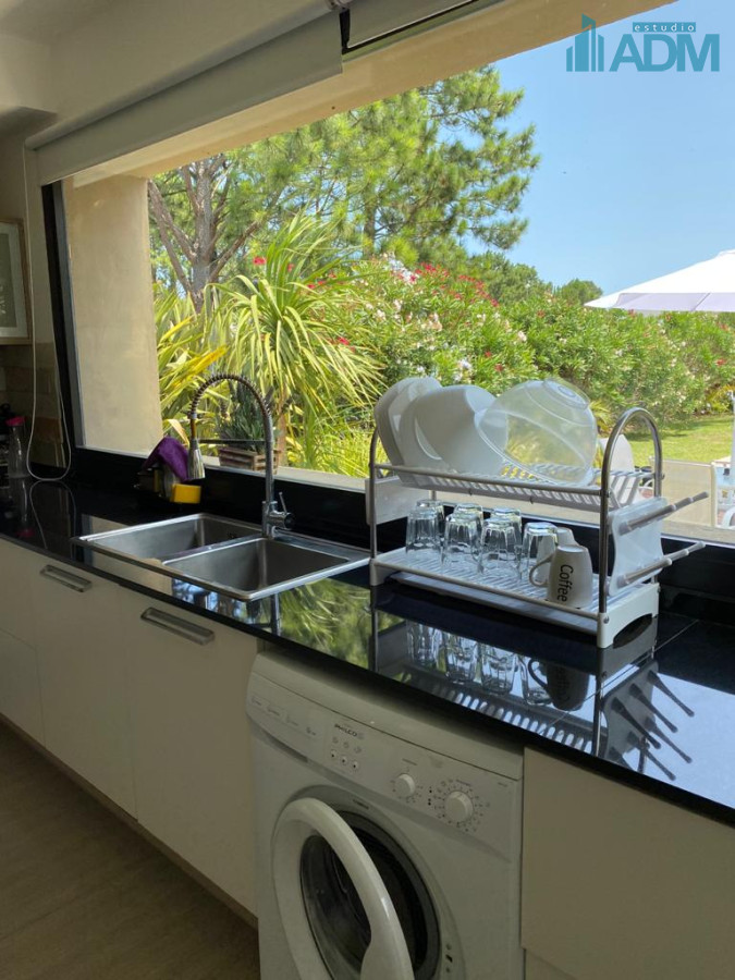 Casa ID.53 - Casa en Venta y Alquiler en Barrio Privado.