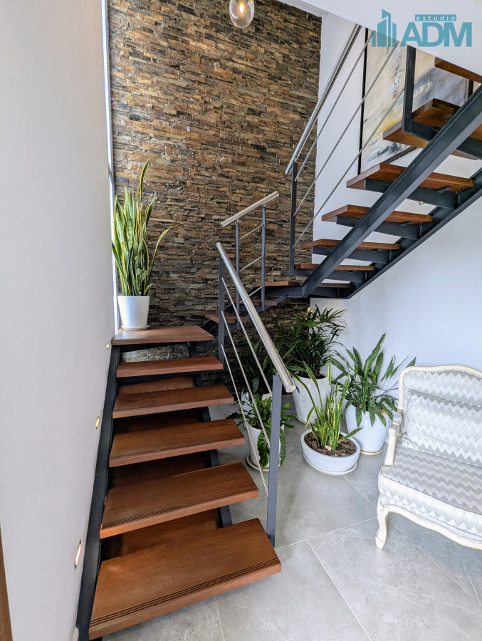 Casa ID.1918 - Excelente propiedad en venta en en barrio privado 
