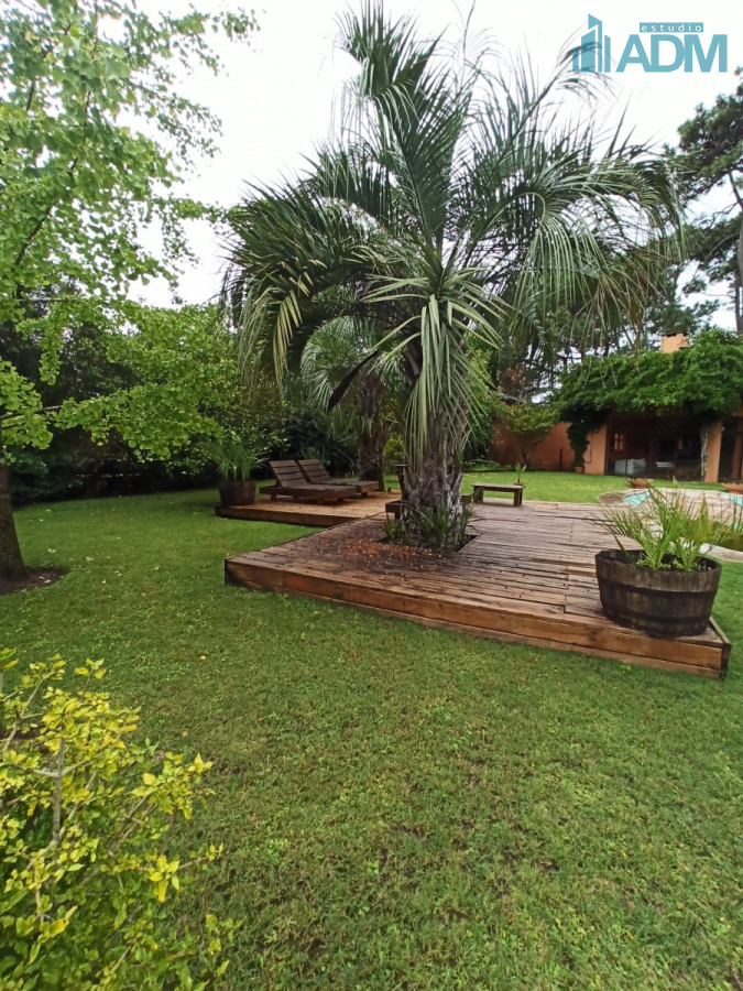 Casa ID.156 - Estupenda propiedad en barrio privado de Punta del Este