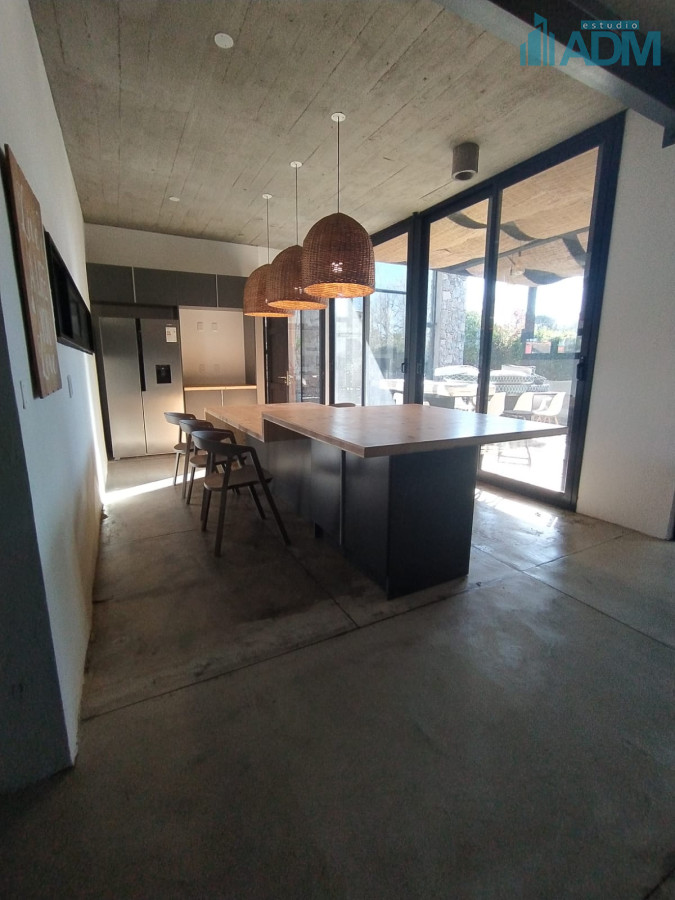 Casa ID.359 - Estupenda casa en barrio privado