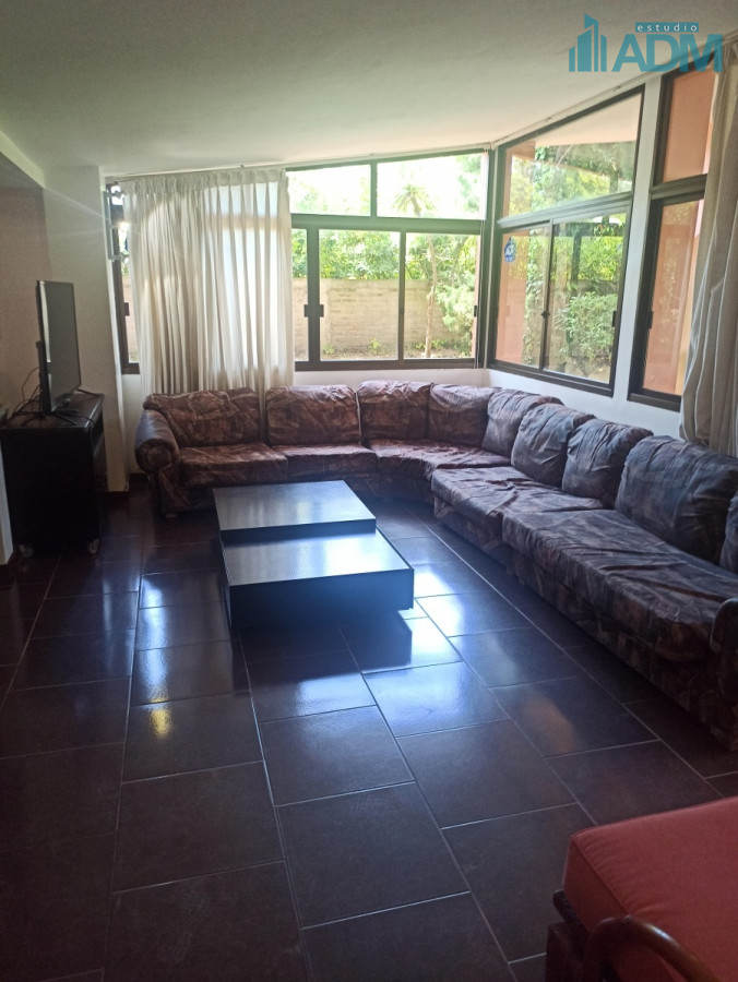 Casa ID.970 - Casa con gran capacidad, en excelente ubicacion