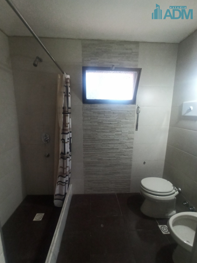 Casa ID.970 - Casa con gran capacidad, en excelente ubicacion