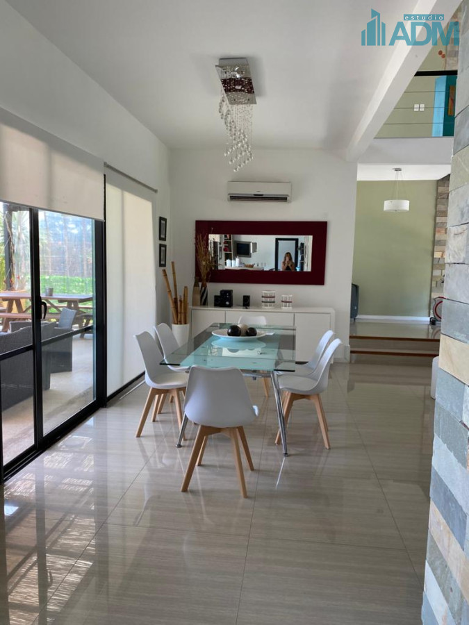 Casa ID.53 - Casa en Venta y Alquiler en Barrio Privado.
