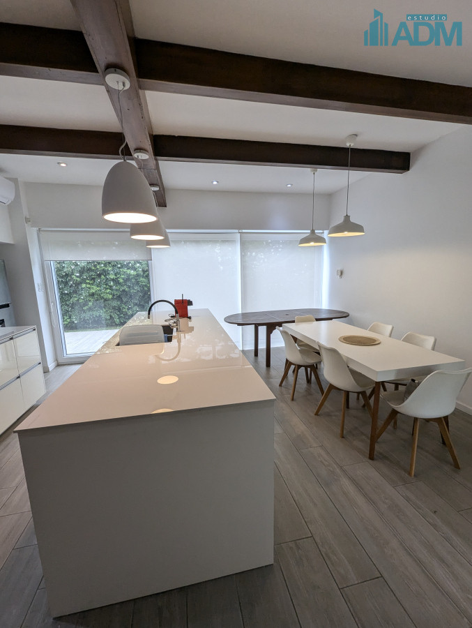 Casa ID.289 - Gran casa en zona paradas