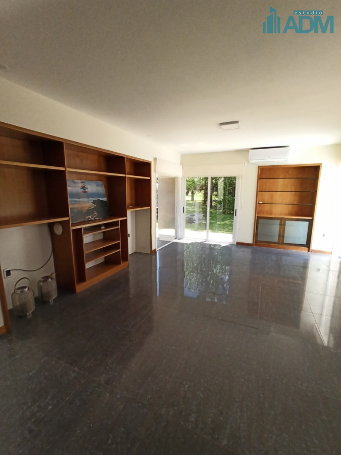 Casa ID.455 - Gran casa Punta del Este