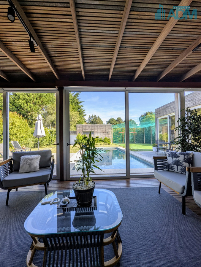 Casa ID.1918 - Excelente propiedad en venta en en barrio privado 