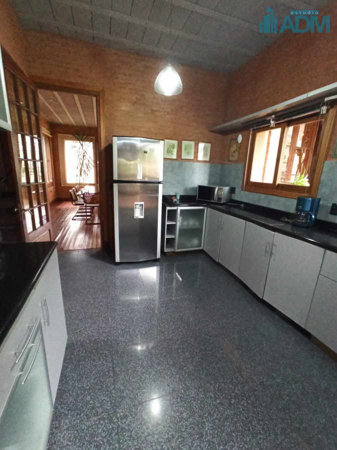 Casa ID.156 - Estupenda propiedad en barrio privado de Punta del Este