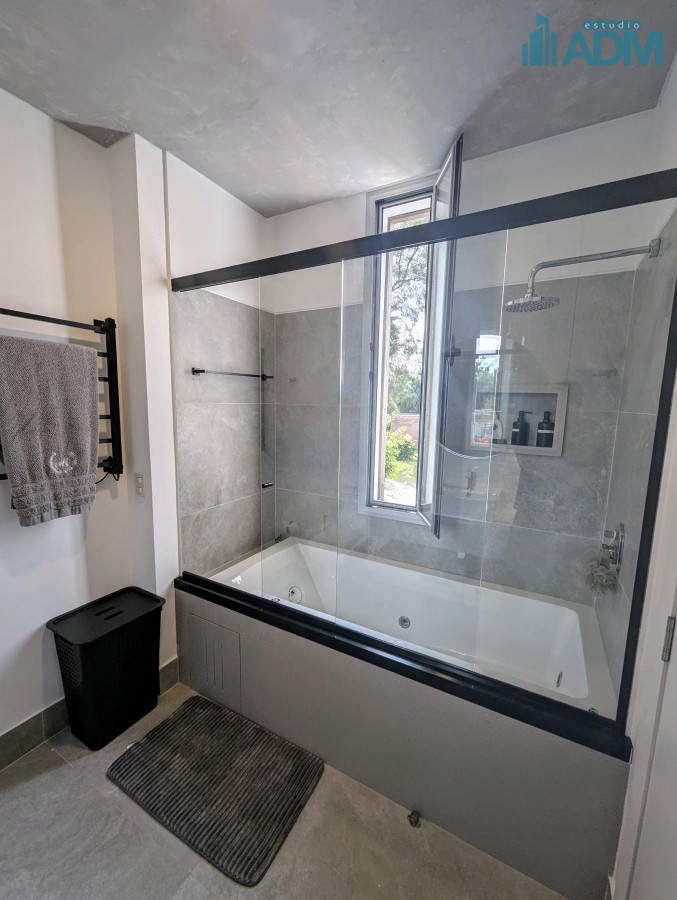 Casa ID.1918 - Excelente propiedad en venta en en barrio privado 