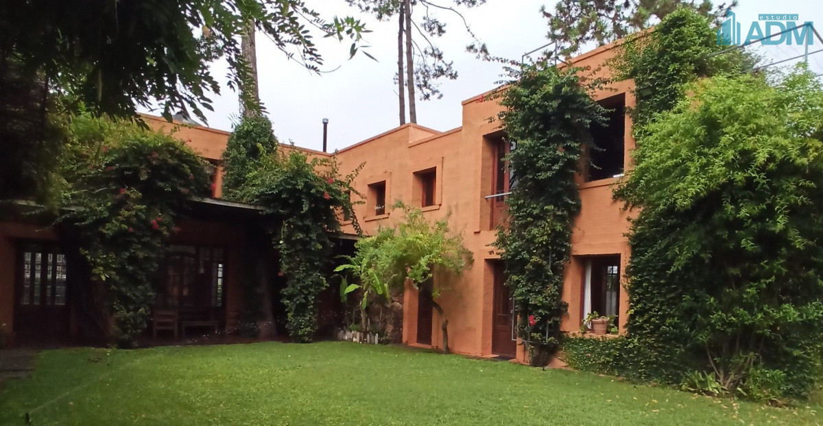 Casa ID.156 - Estupenda propiedad en barrio privado de Punta del Este