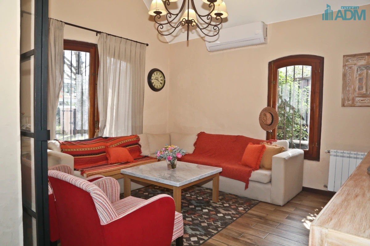 Casa ID.1714 - Casa en venta en Playa Mansa.