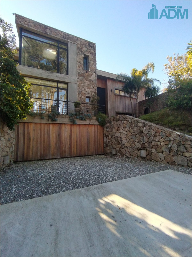 Casa ID.359 - Estupenda casa en barrio privado
