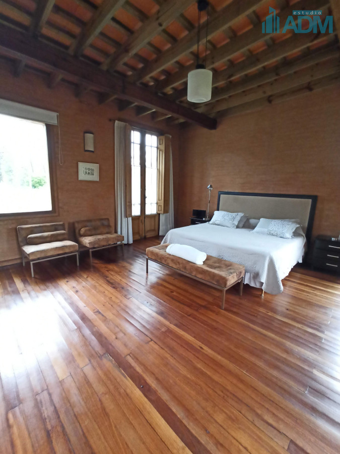 Casa ID.156 - Estupenda propiedad en barrio privado de Punta del Este