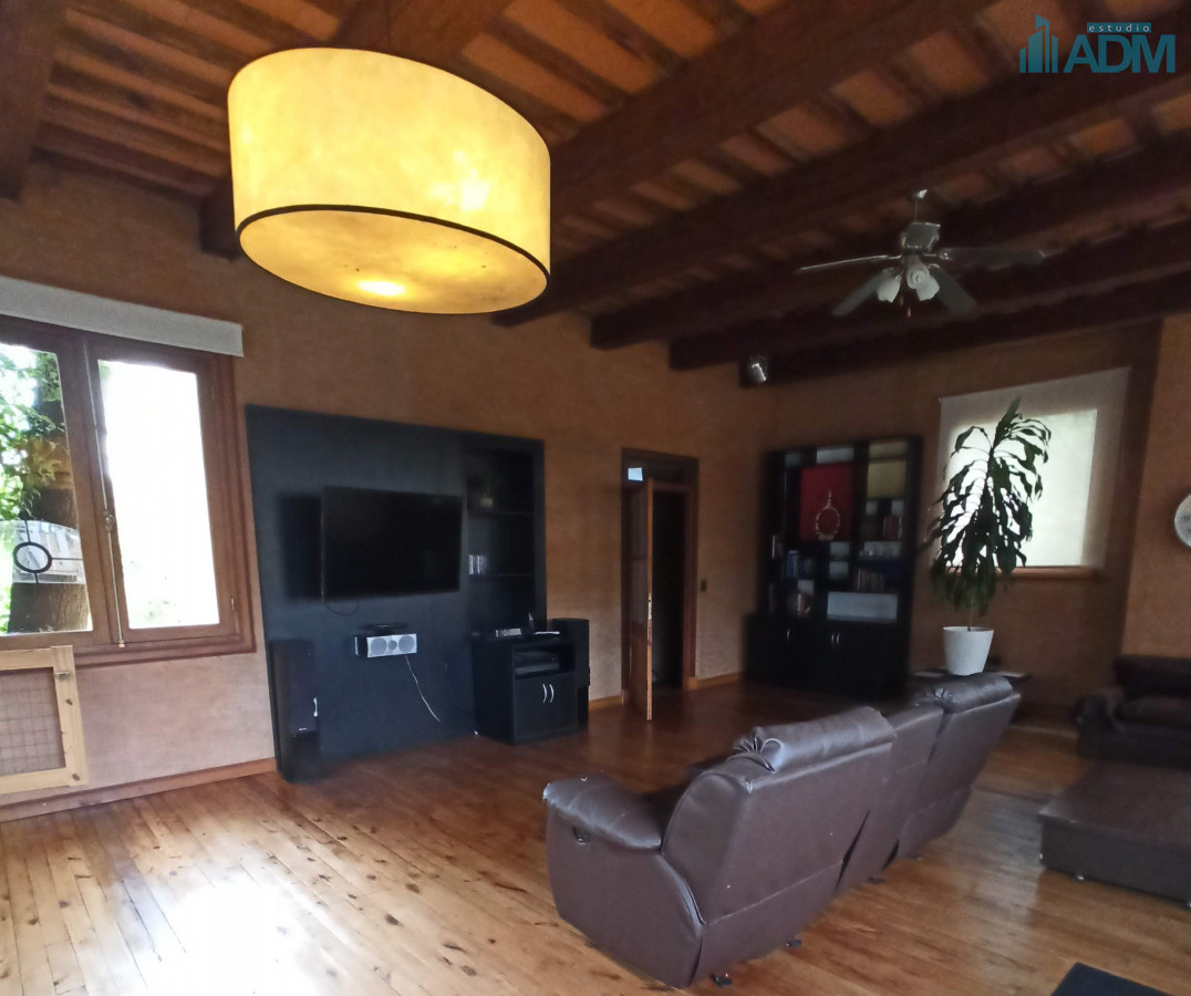 Casa ID.156 - Estupenda propiedad en barrio privado de Punta del Este