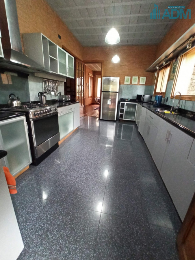 Casa ID.156 - Estupenda propiedad en barrio privado de Punta del Este