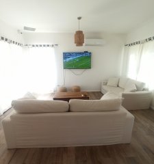 Muy linda casa en barrio privado Punta del Este
