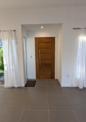 Casa en venta 3 dormitorios, con renta