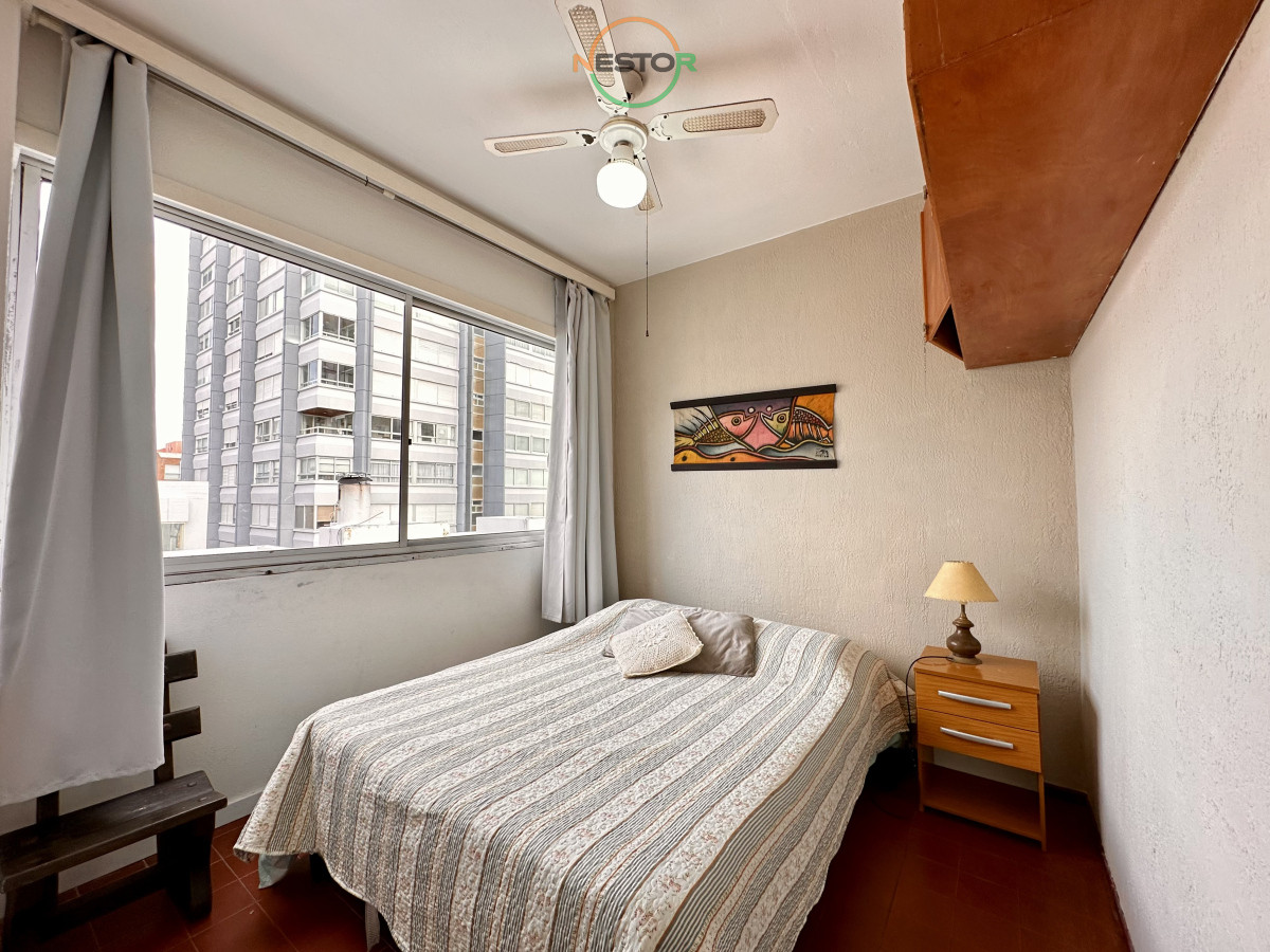 Apartamento ID.6820 - Apartamento de 1 dormitorio en Punta del Este, zona Peninsula.
