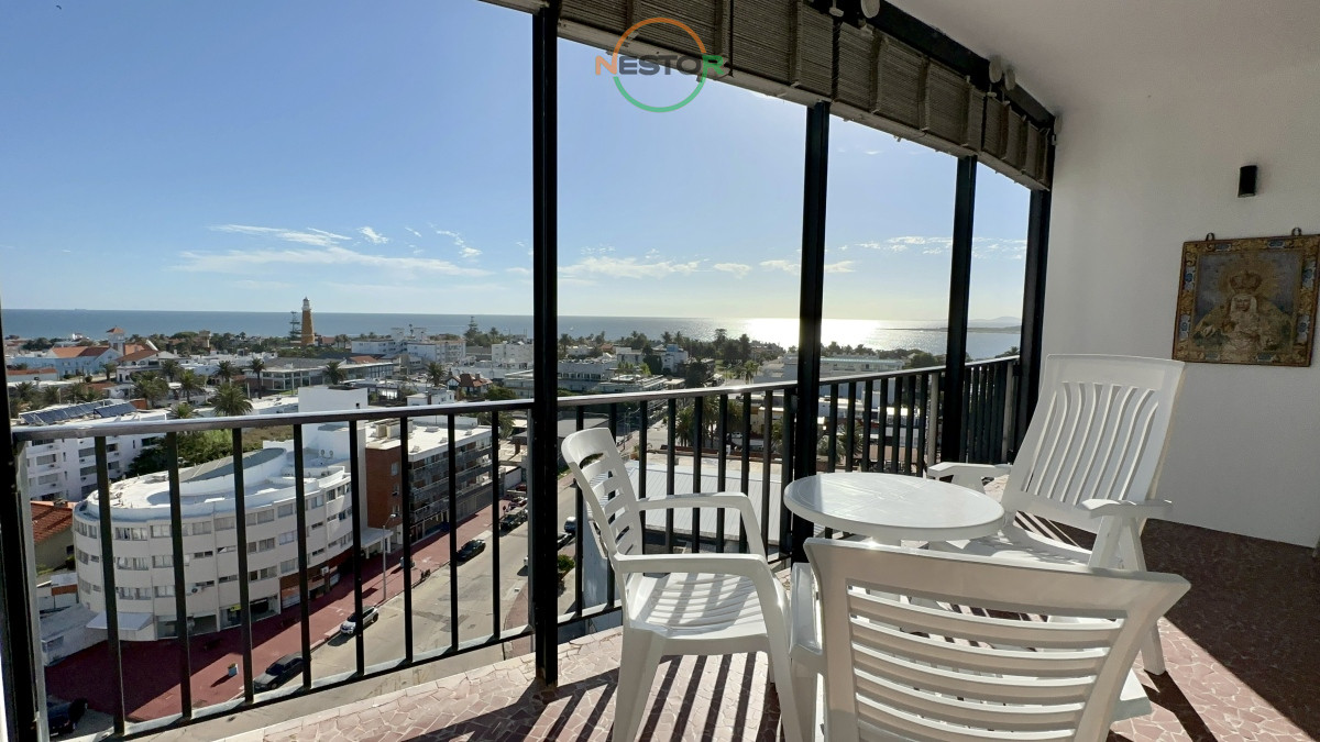Apartamento ID.6823 - Piso alto en venta, con inmejorable vistas al mar y puerto de Punta del Este