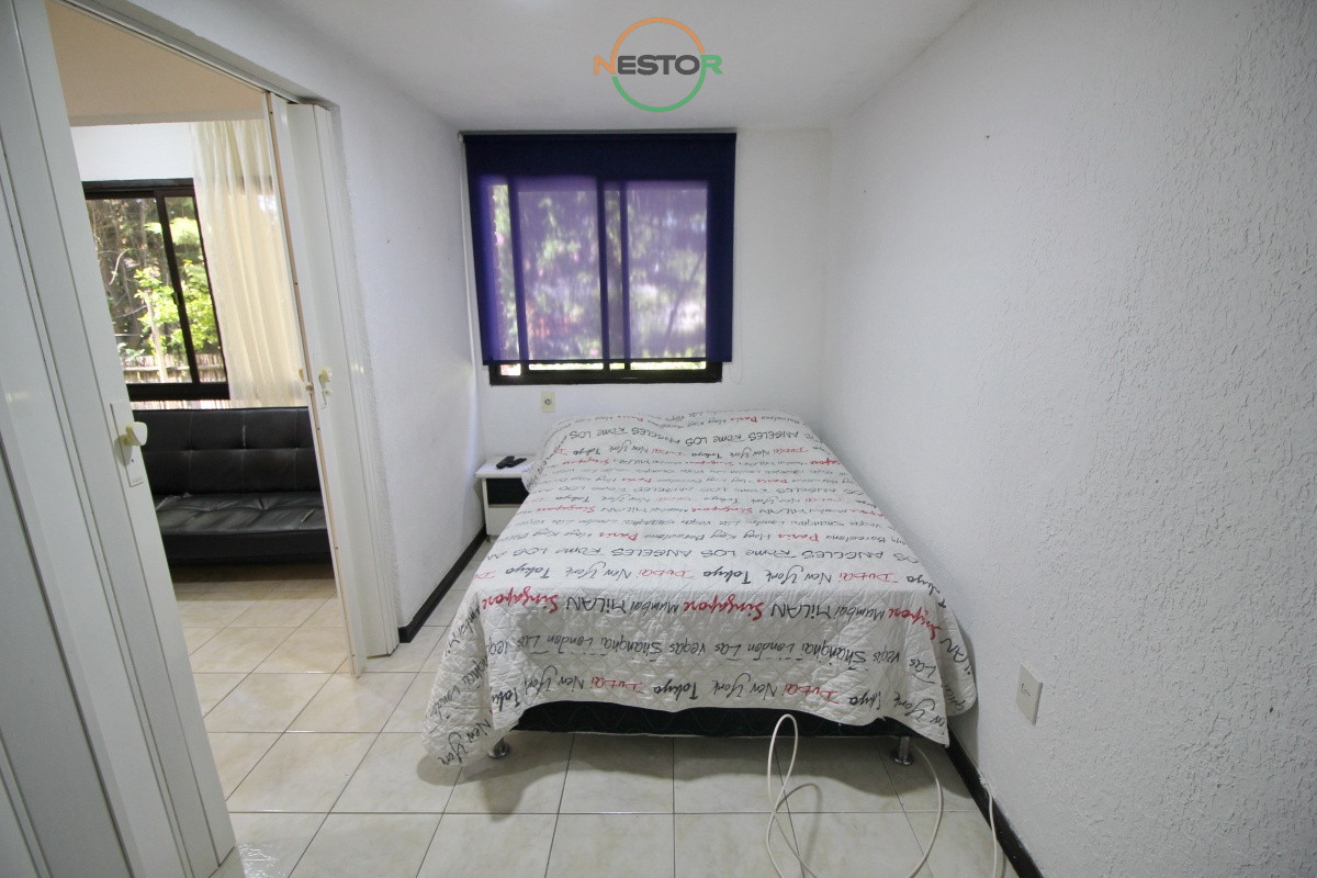 Apartamento ID.6824 - Alquilo apartamento anual, 1 dormitorio y garaje, cerca shopping, Punta del Este