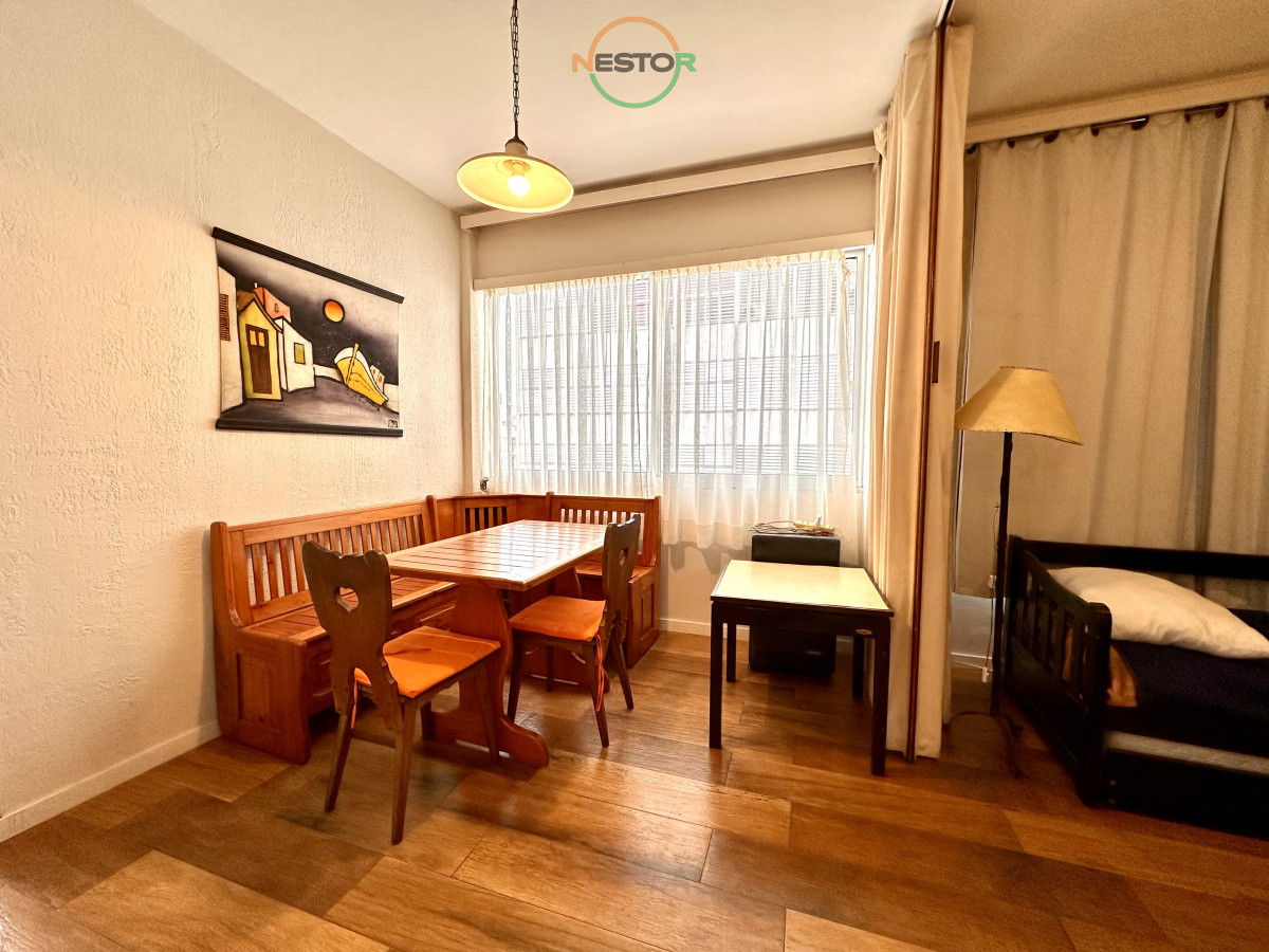 Apartamento ID.6820 - Apartamento de 1 dormitorio en Punta del Este, zona Peninsula.