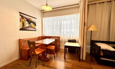 Apartamento de 1 dormitorio en Punta del Este, zona Peninsula.