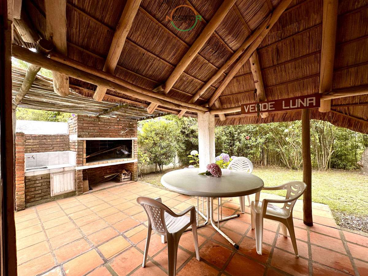 Casa ID.6819 - Casa en alquiler y venta