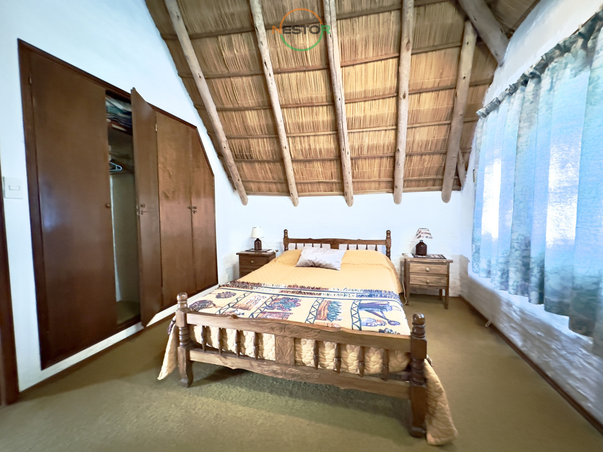 Casa ID.6819 - Casa en alquiler y venta