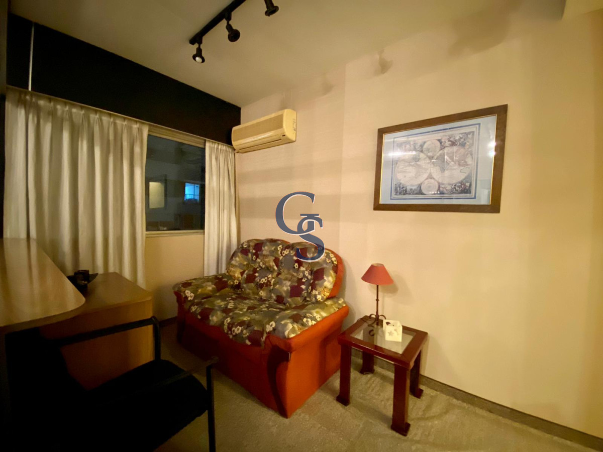 Apartamento ID.299453 - Oportunidad piso alto , centro de Montevideo