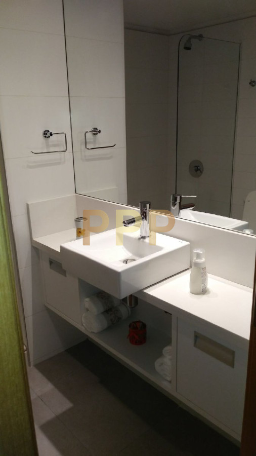 Apartamento ID.2105 - En alquiler , imperdible oportunidad.. en torre con excelentes servicios.