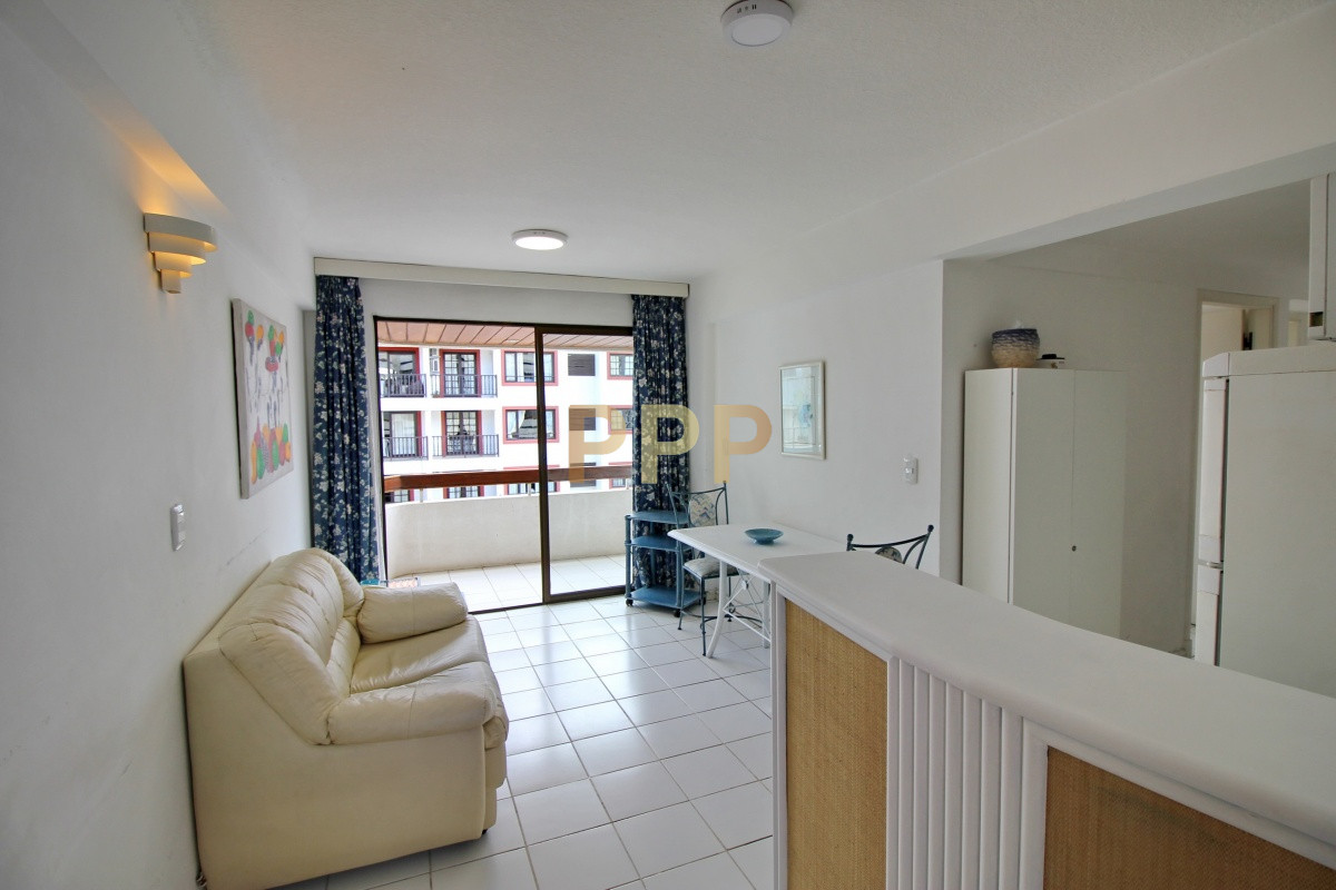 Apartamento ID.15 - Apartamento de 2 dormitorios con piscina en venta y alquiler en Peninsula, Punta del Este.