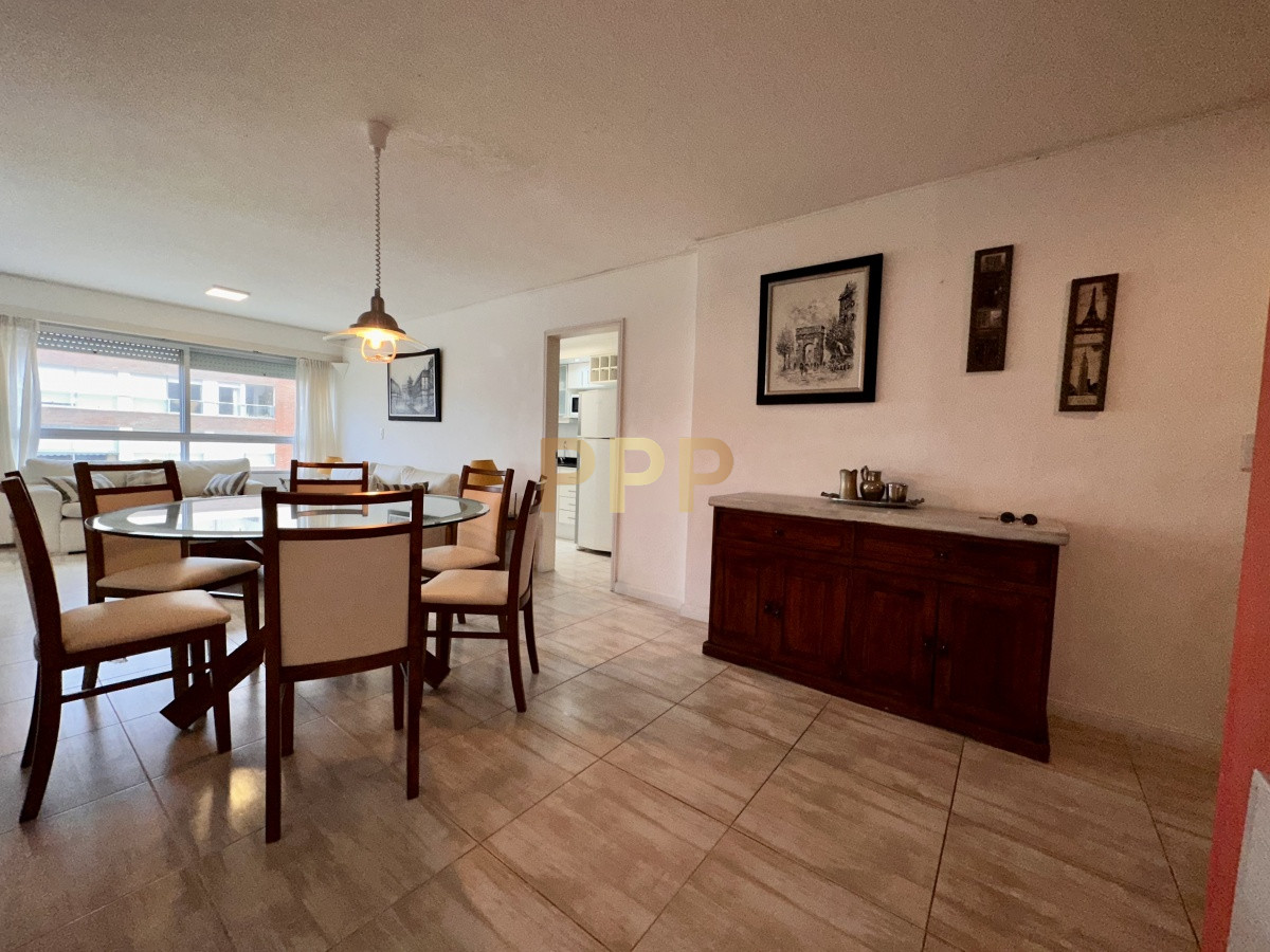 Apartamento ID.3888 - En venta,  alquiler invernal y de temporada!!! Reciclado