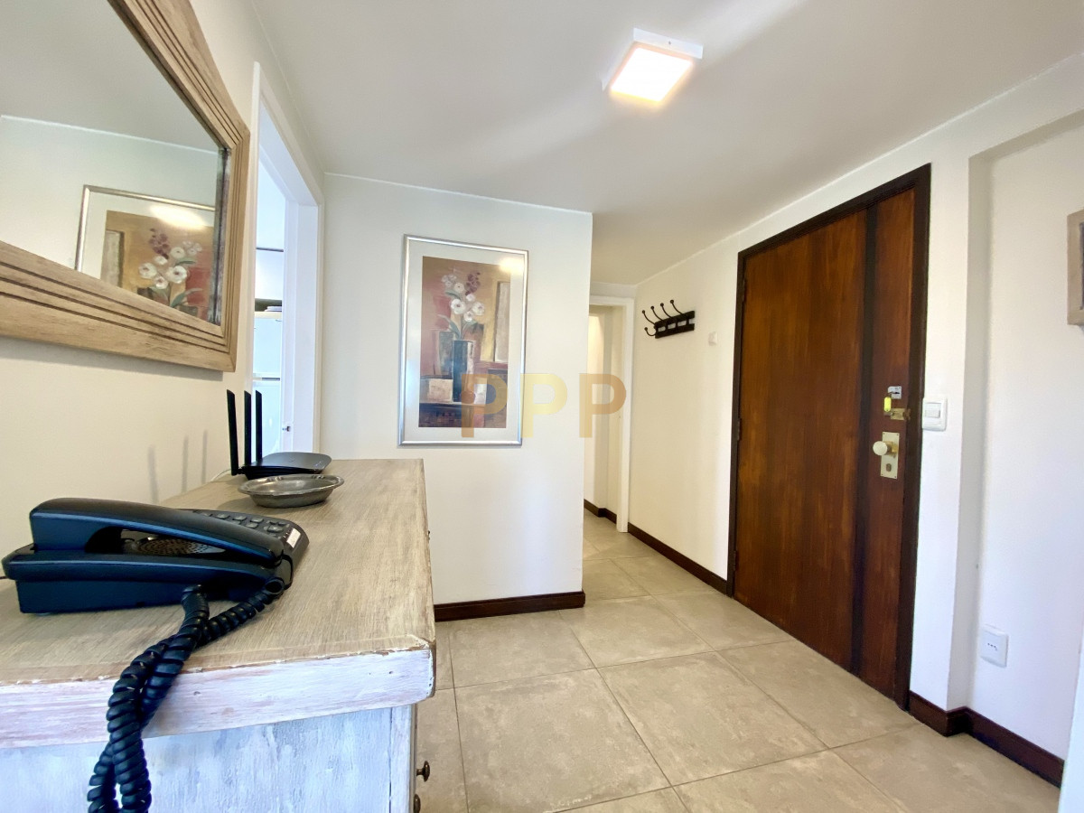 Apartamento ID.12 - Apto en alquiler, primera línea, totalmente reciclado!!!