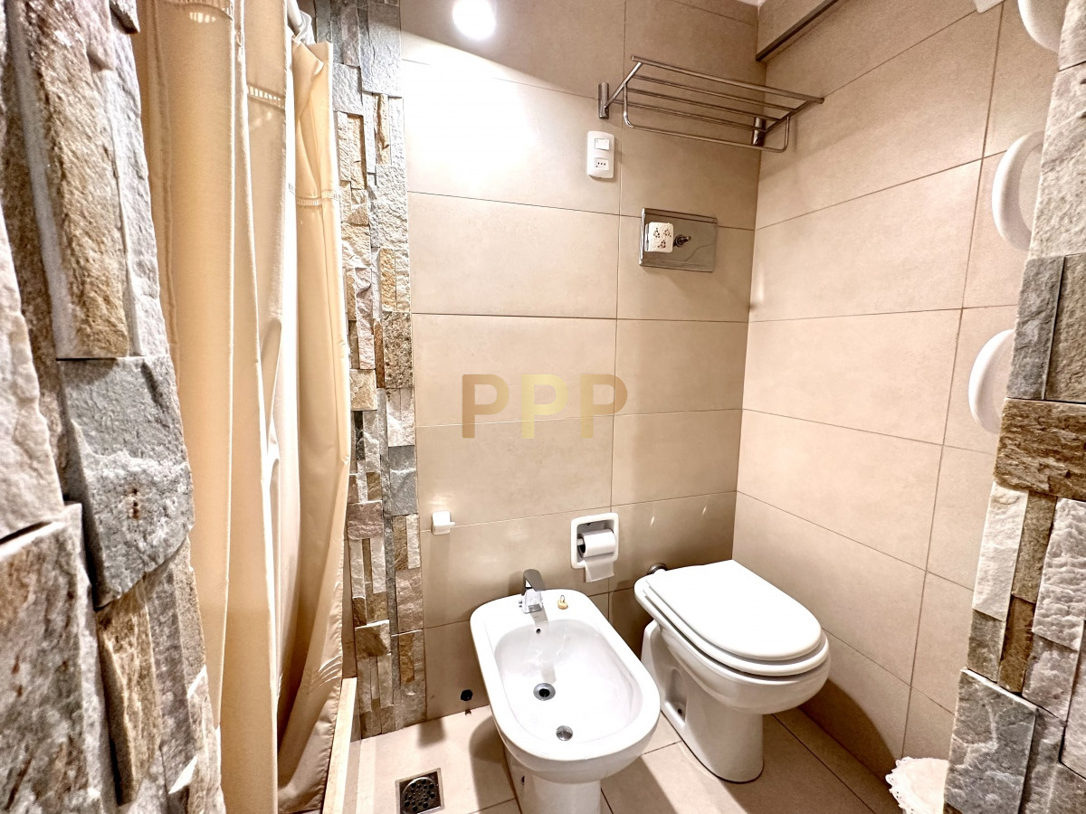 Apartamento ID.3943 - En venta y alquiler, primera línea, totalmente reciclado!!!