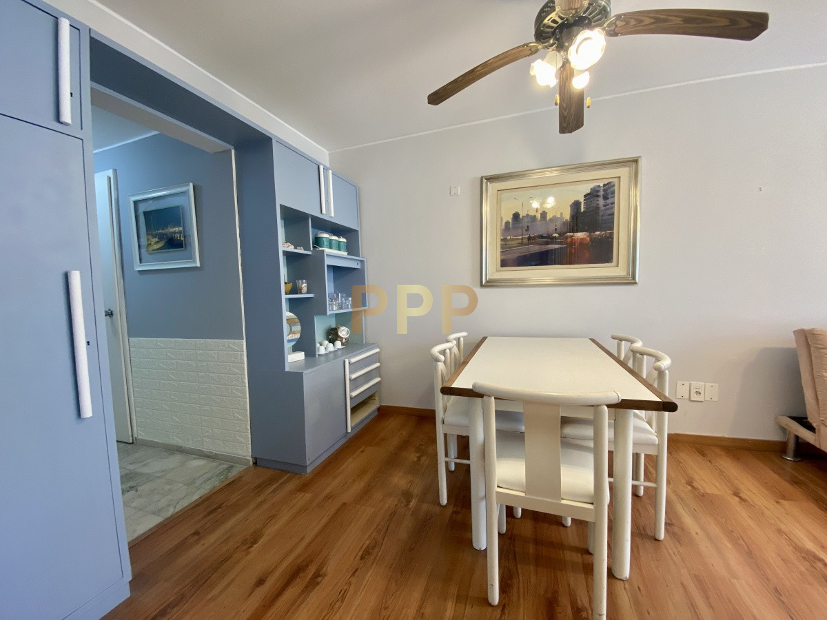 Apartamento ID.775 - Alquilo apartamento 2 dormitorios con parrillero propio en Península, Punta del Este